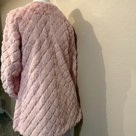 Me Jane Faux Fur Pink Teddy Jacket - Picture 4 of 10